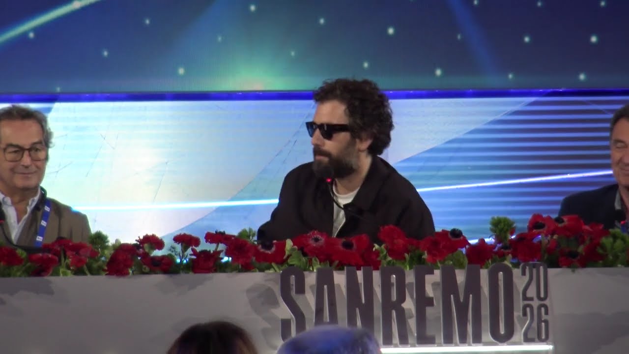 Tommaso Paradiso a Sanremo 2026: la conferenza stampa del cantante