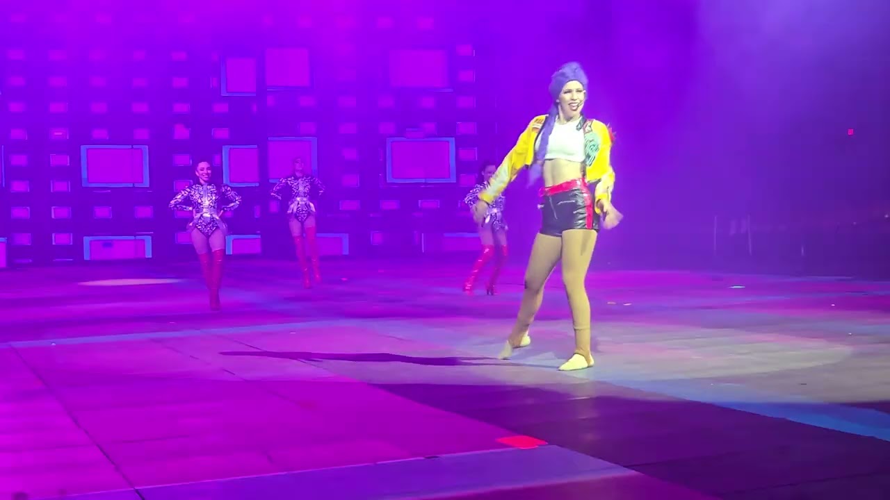 Huntix Garden Brothers Circus Performance