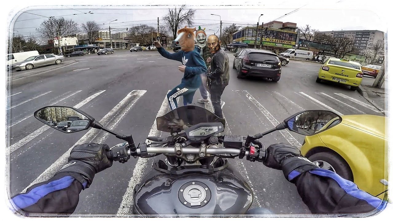 S04E03 - Cum să NU conduci în București!