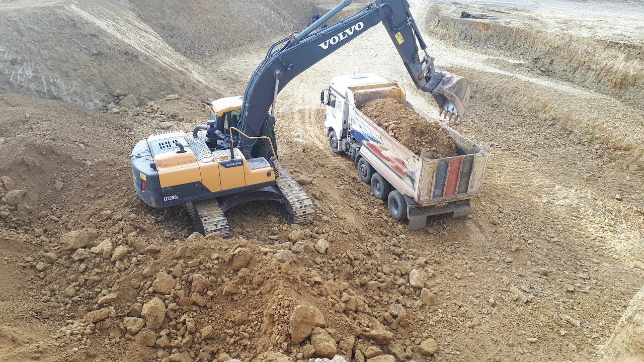 Volvo 220 Kamyon Yükleme - Volvo 220 Truck Loading