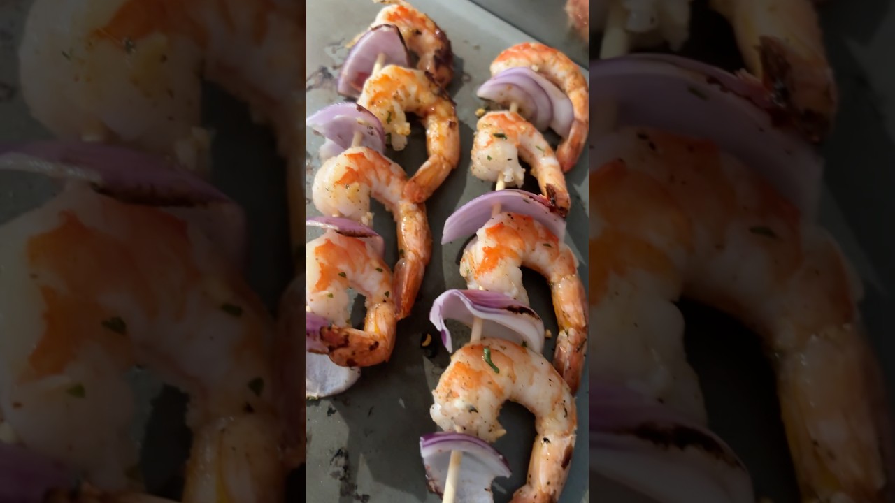 #food #shrimp #chicken #friedrice