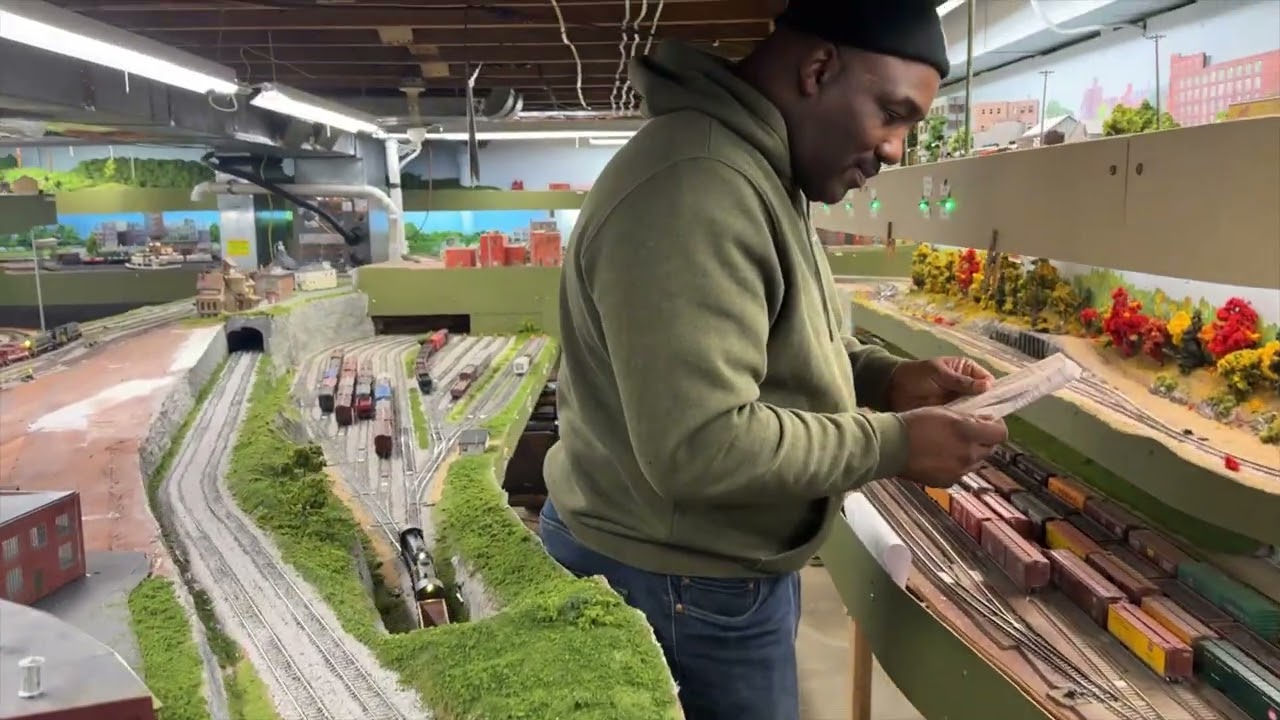 A Tour of an Excellent HO Scale Western Maryland Railroad Layout