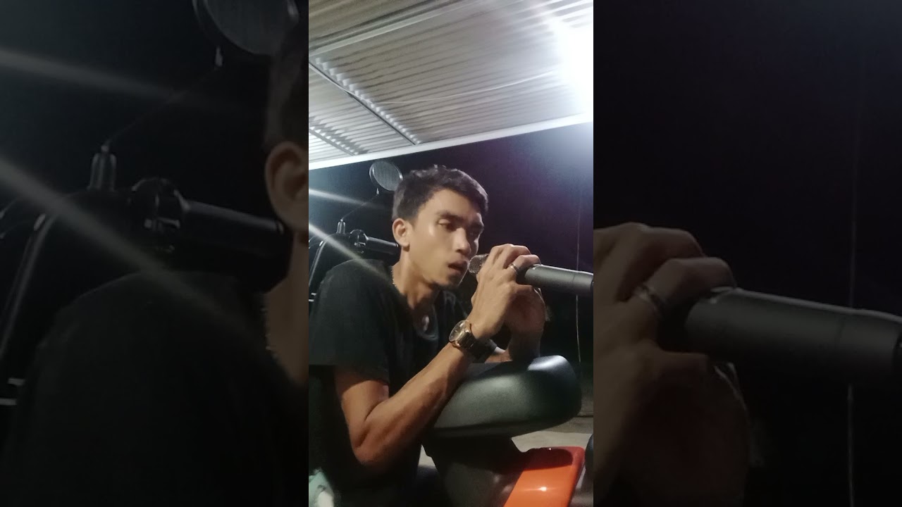 Cover lagu salah apa aku Ilir 7 #viralvideo #diterndingkan #youtubeshorts #ditrandingkan #music