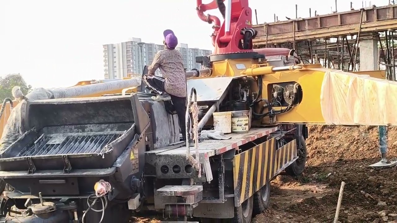 Boom machine concreting beam👷👷 #construction #viralvideo #trendingvlogs 