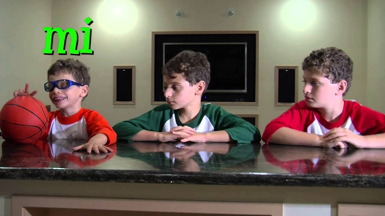 Spanish Learning Videos for Kids: The Little Magic House - Part 1 | Rapid Review
