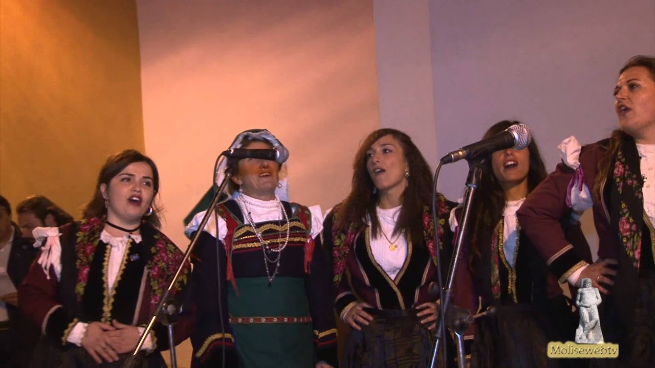 Primo pezzo del gruppo folk di Macchiagodena