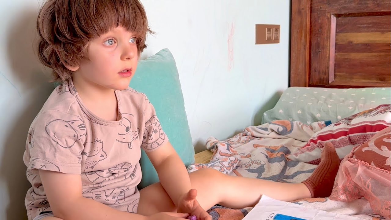 Gavriil likes to study music - Гаврилушка обожает учиться музыке!