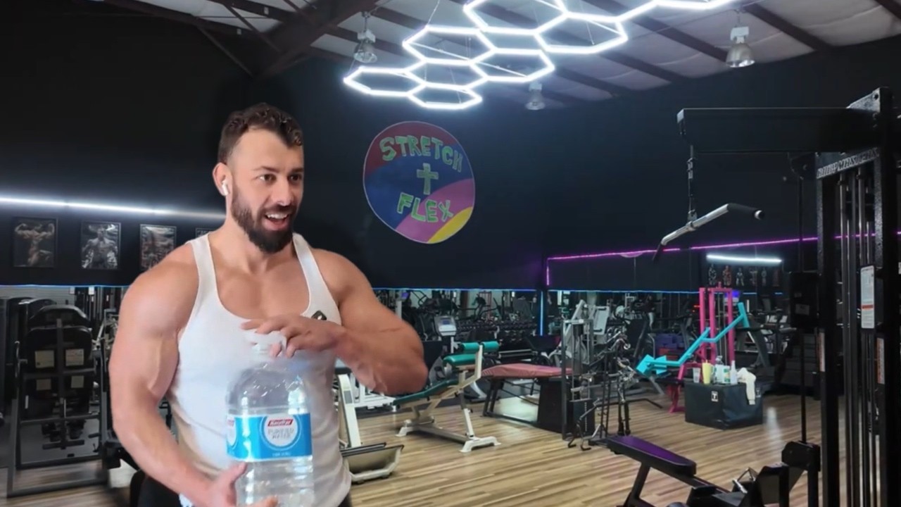 Train Shoulders with Me + TEMU Gym Lighting Upgrade