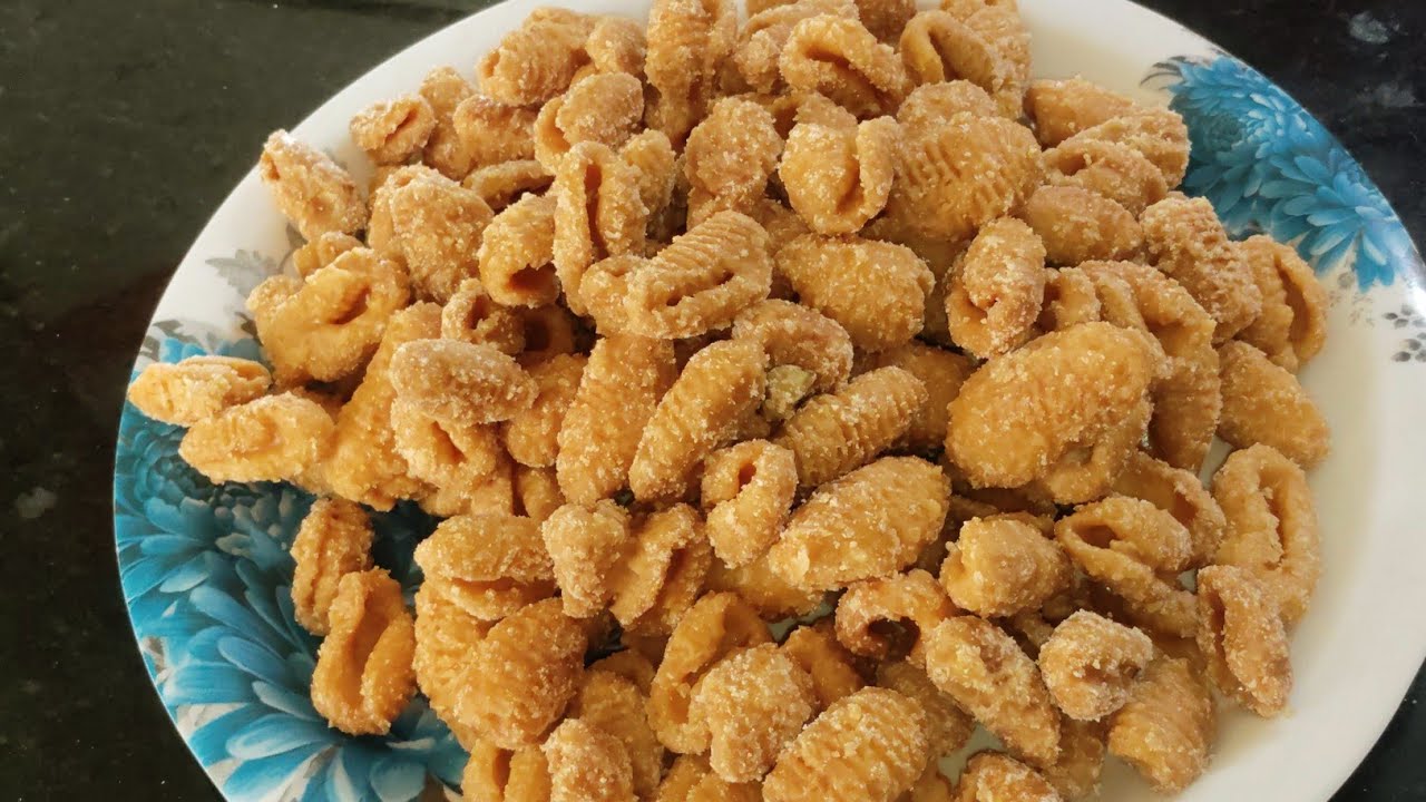 బెల్లం గవ్వలు పక్కా కొలతలతో  / bellamgavalu recipe making process in telugu 