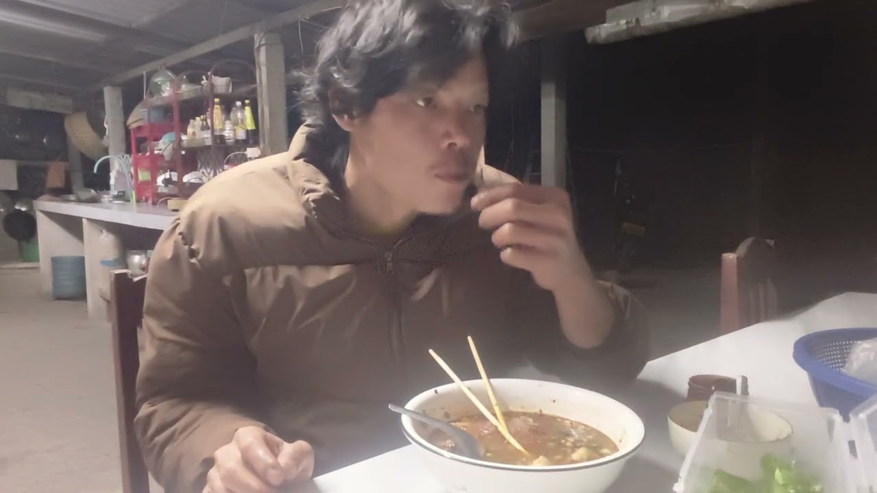 ก๋วยเตี๋ยวฝีมือตาอ้นวันนี้แซ่บสุดๆ