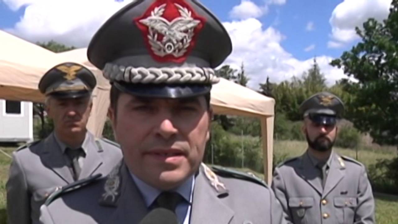 Forestale in campo contro i veleni