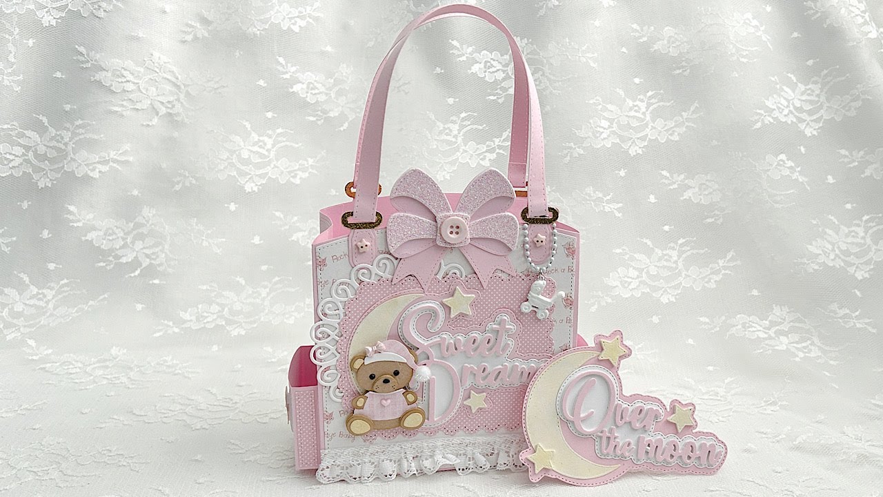 Подарочный пакет Scrap Diva Designs с 3D-бантом, плюшевым мишкой, детской погремушкой, надписью «...