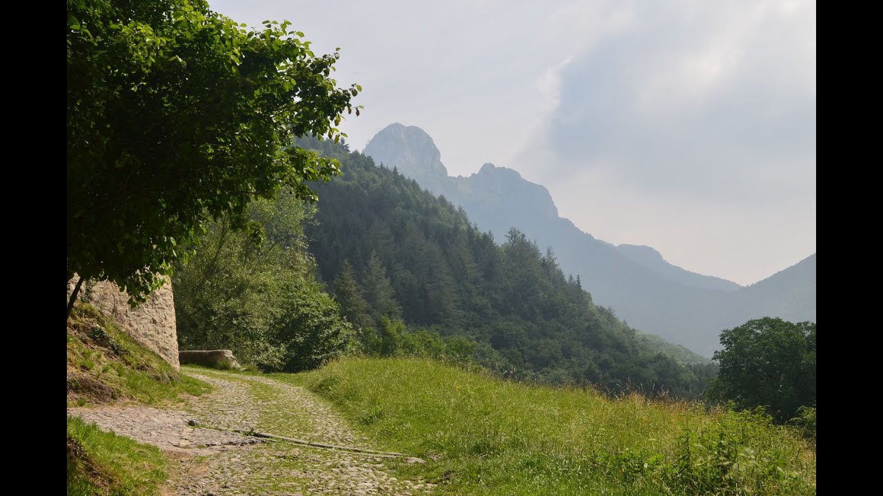 La Val Ravella: da Canzo a Terz'Alpe