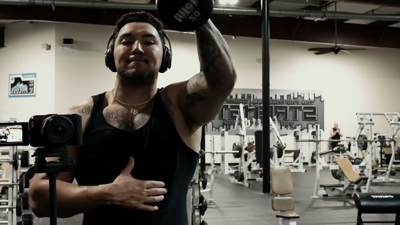 Family Walk + Back & Shoulder workout