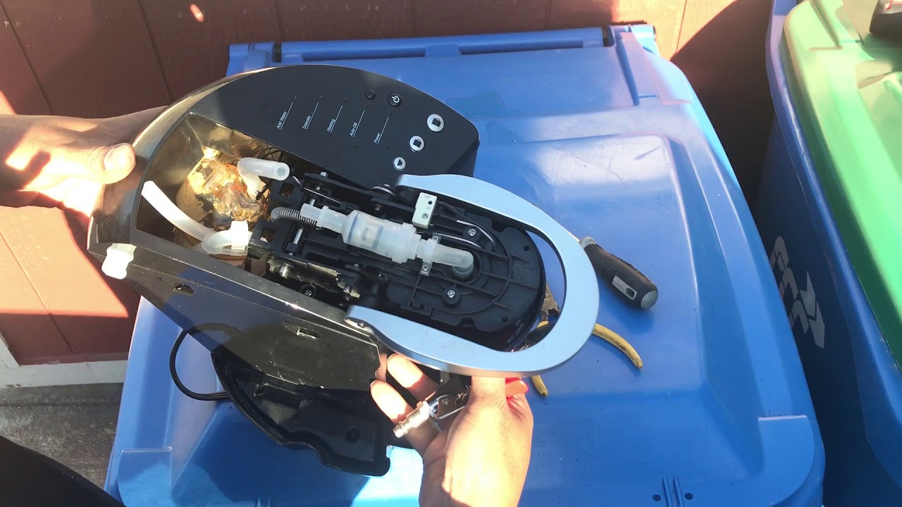 How to drain a keurig K50