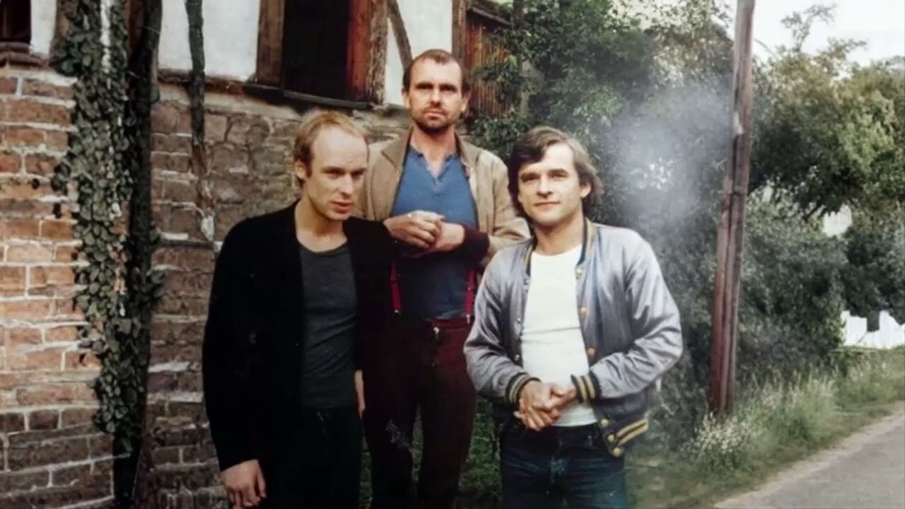 Eno, Moebius, Roedelius - Old Land [Stretched]