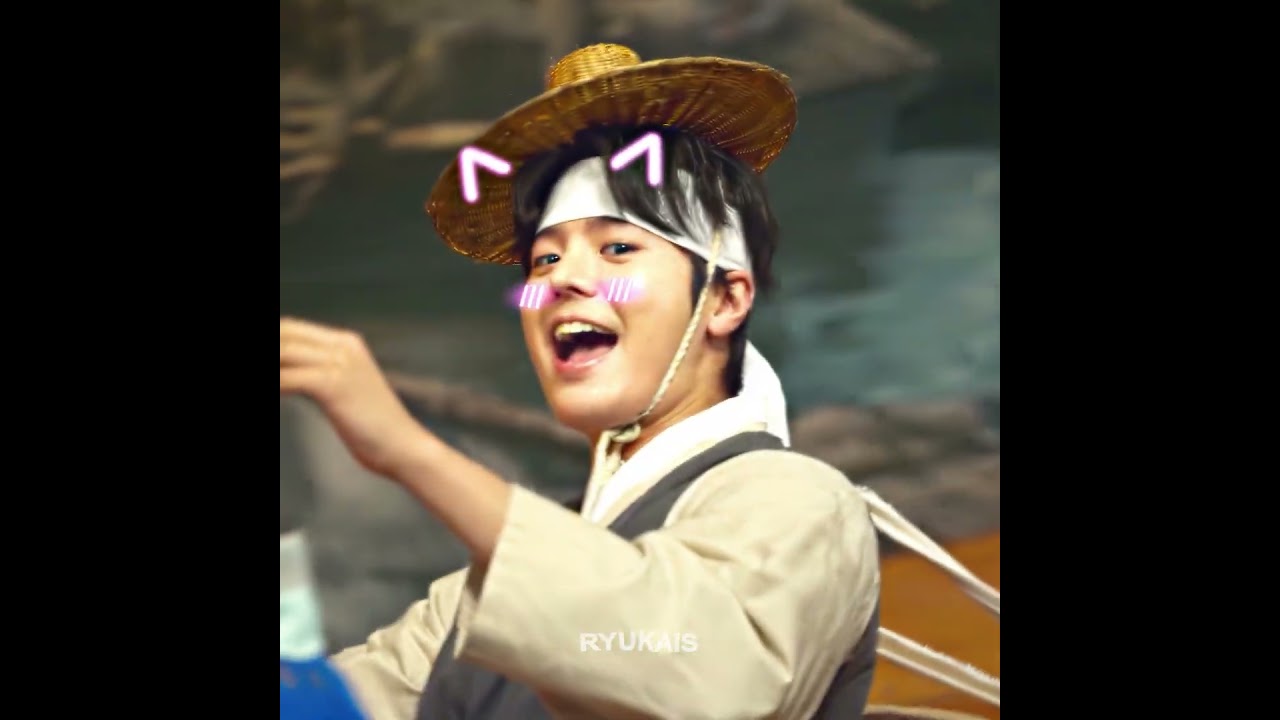 Park Hu-Min looks harmless...  #kdrama #weakheroclass1 #weakheroclass2