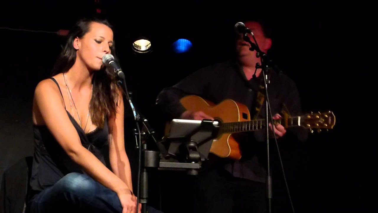 Aude HENNEVILLE & Geert DE WAELE-Cover 