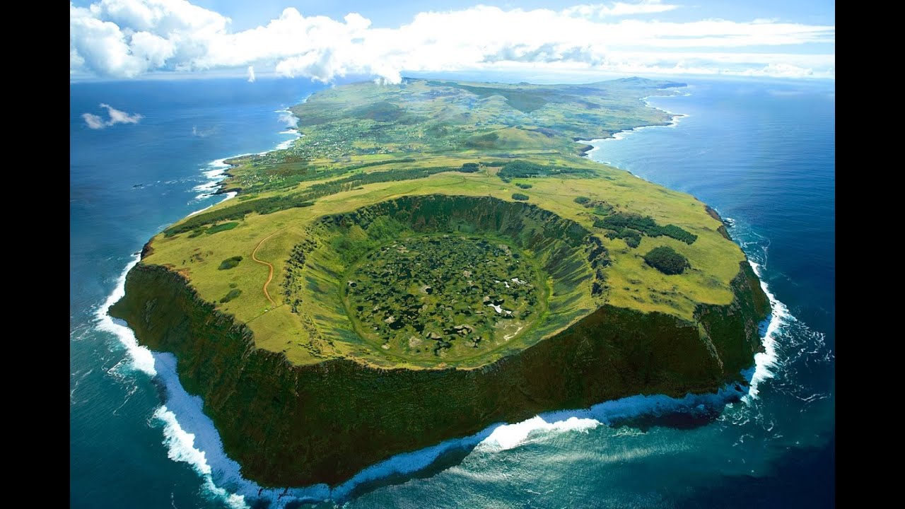 TOP 10 FACTS ABOUT  EASTER ISLAND