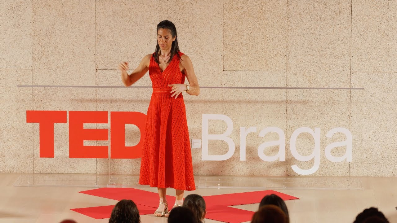 A felicidade tem identidade | Joana Caldas Coelho | TEDxBraga