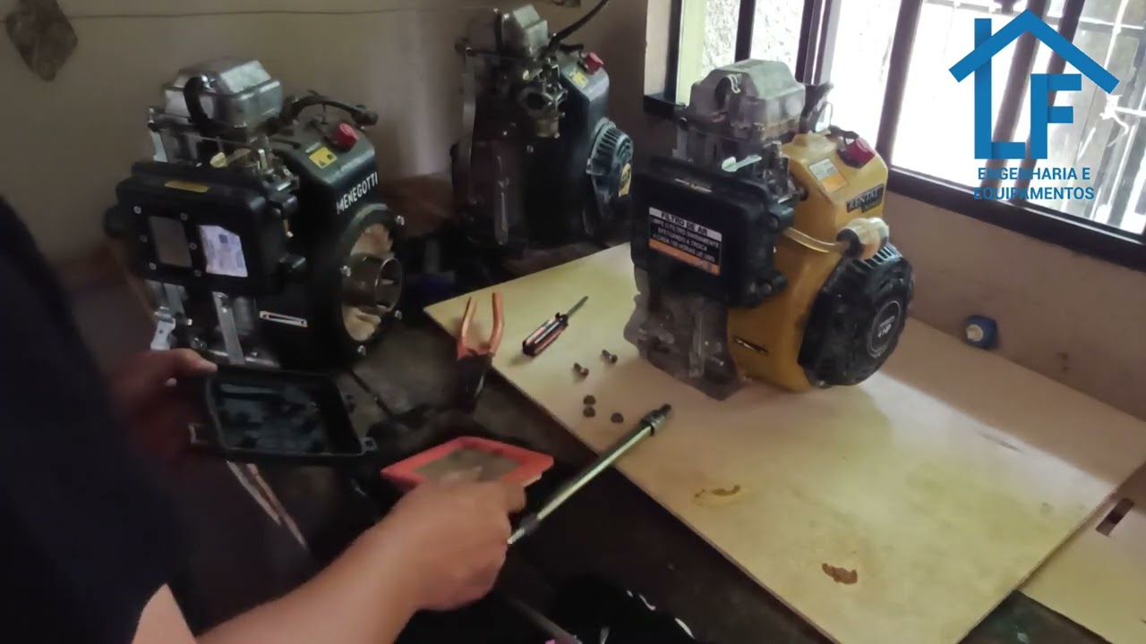 Arrumando motor Buffalo e Menegotti do compactador de solo - Desmontagem do motor parte 1