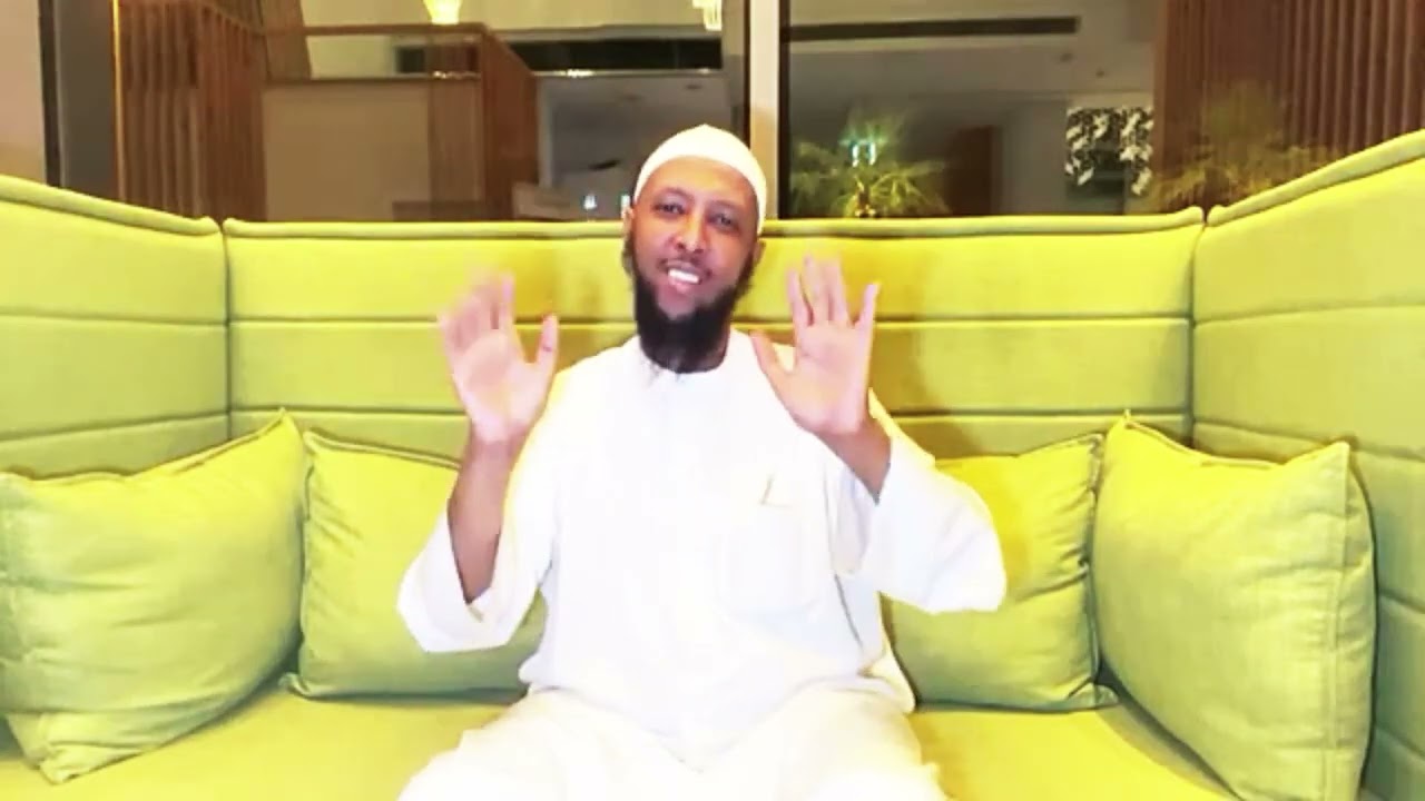 قصة مؤثرة شاب يعمل في مكان وعنده غرفة طرده الجن منها خاف ونقل لعمل أخر والحمدلله