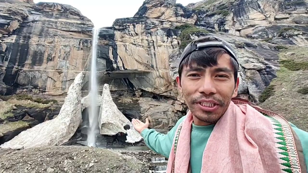 HRTC Bus Journey to Sural Bhatori Waterfall | Pangi Valley Vlog 😍