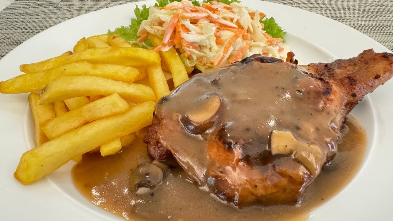 How to make Restaurant Style Chicken Chop at home / Chicken Chop with Mushroom Sauce