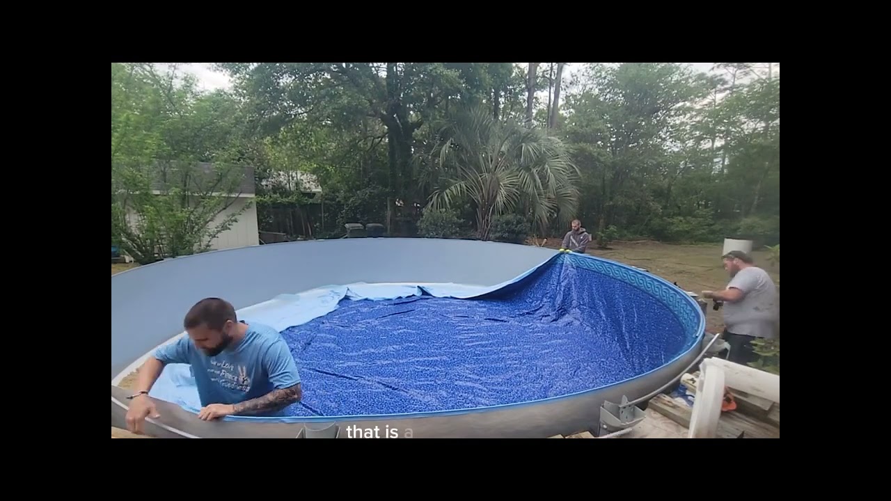 How to hang a Above ground pool liner.