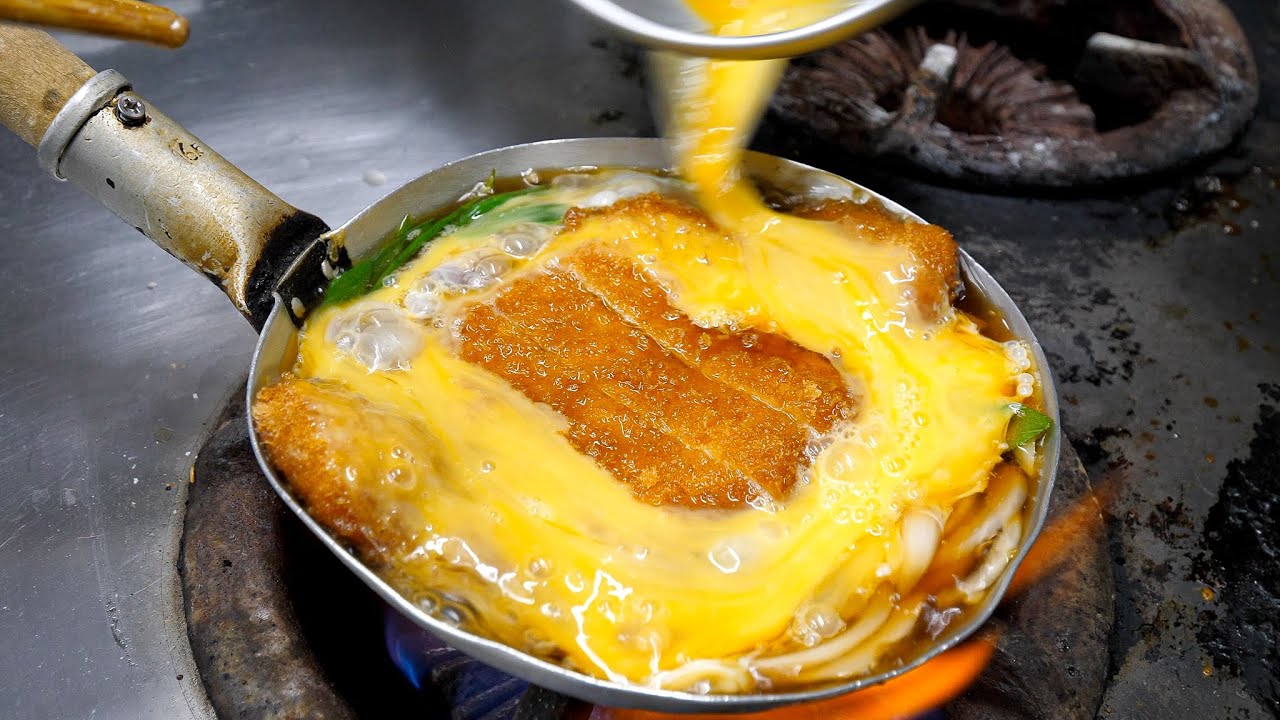 【閉業】カツ丼！！出前！！注文が殺到する素朴な駅前大衆うどん店に密着丨Udon Noodles in Osaka