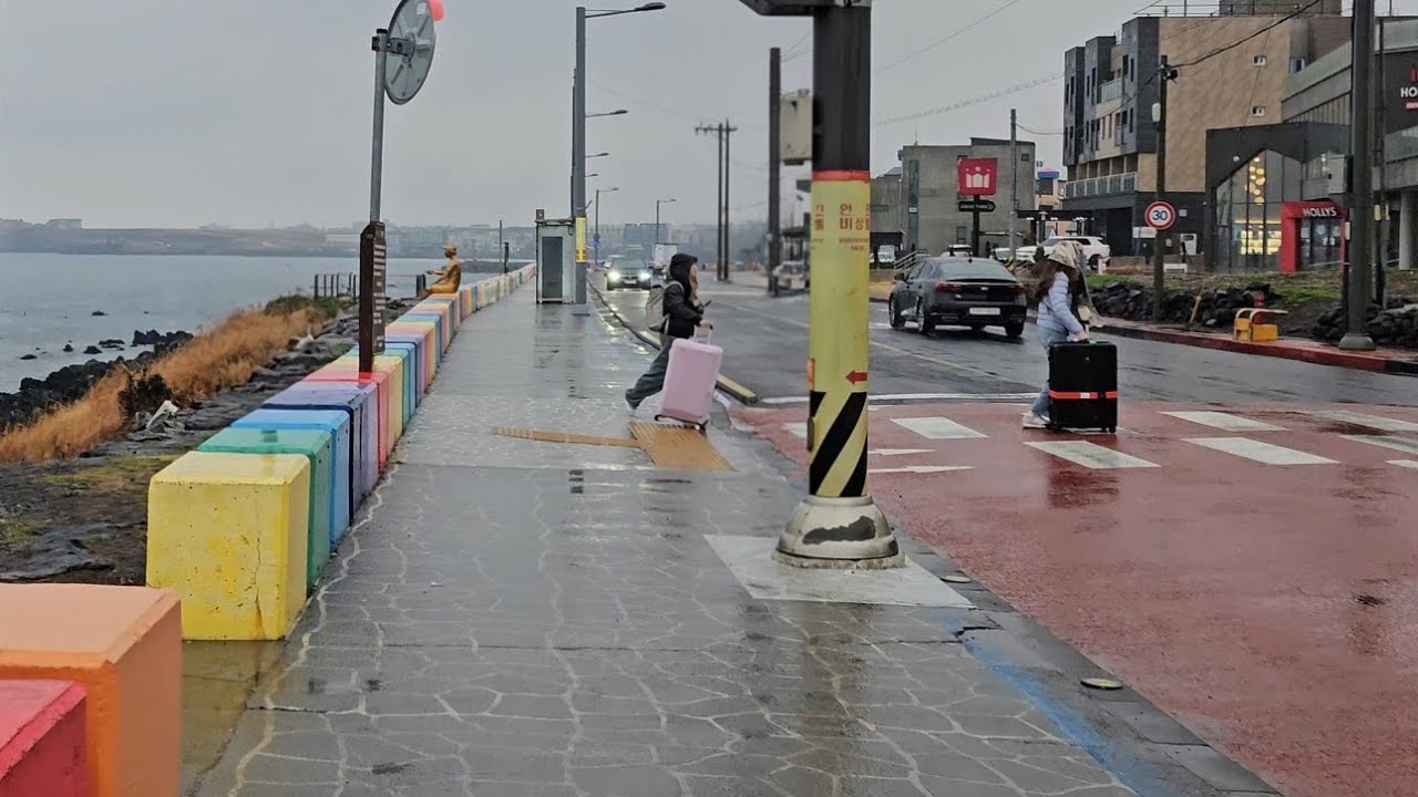 [4K] Rainy Coastal Walk in Jeju, Korea 🇰🇷 | Ambient Sound