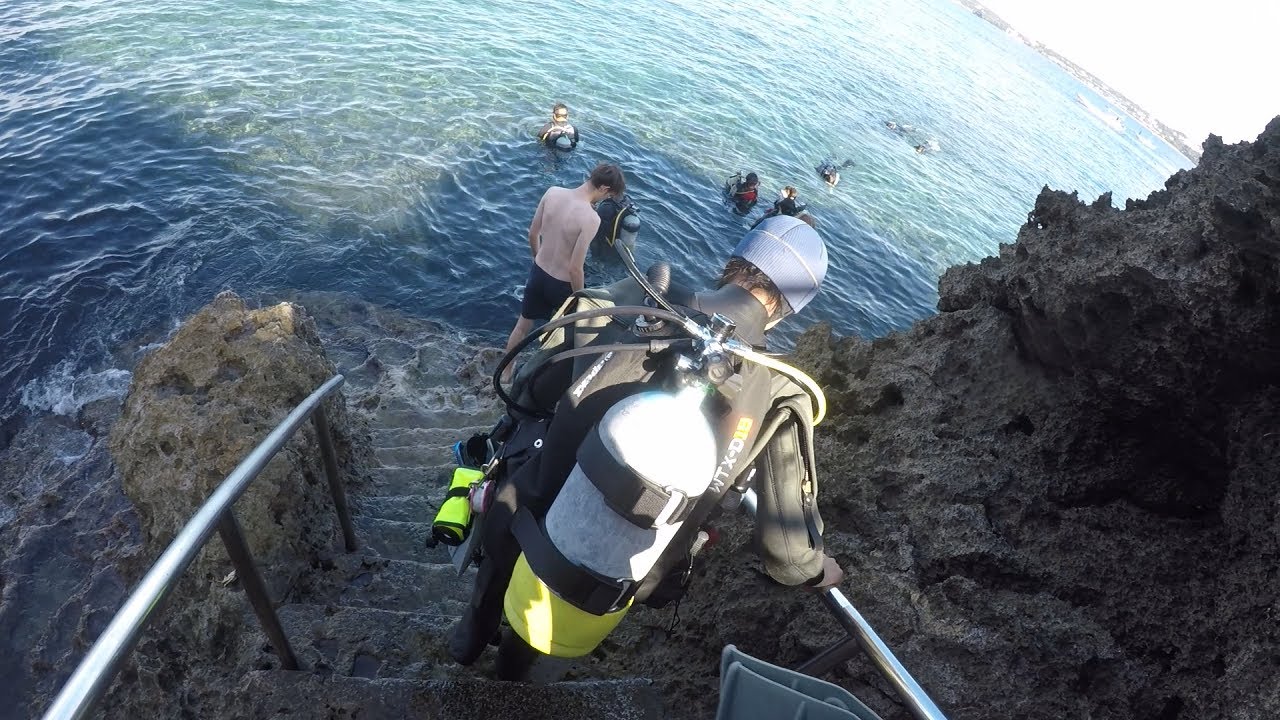 沖縄本島 真栄田岬でセルフダイビング・最後にマダラトビエイ来た Scuba Diving in Cape Maeda, Okinawa, Japan Spotted Eagle Ray GoPro11
