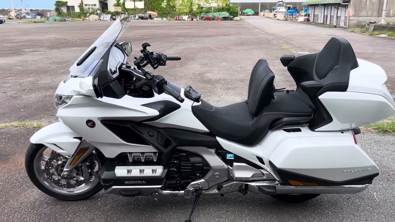 HONDA  ゴールドウイング　ツアー　DCT  （Gold Wing Tour）　検討中の方の背中を押します