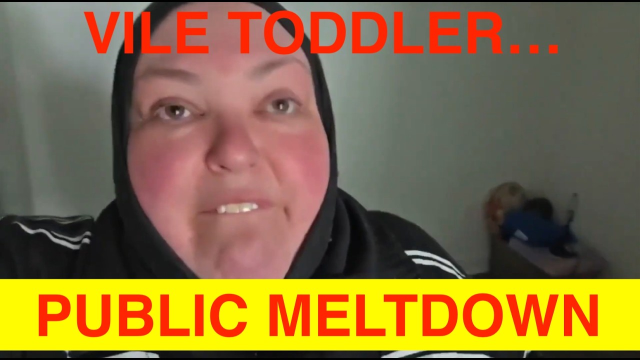 FOODIE BEAUTY NEARLY ARRESTED OVER MALL FOOD!!!