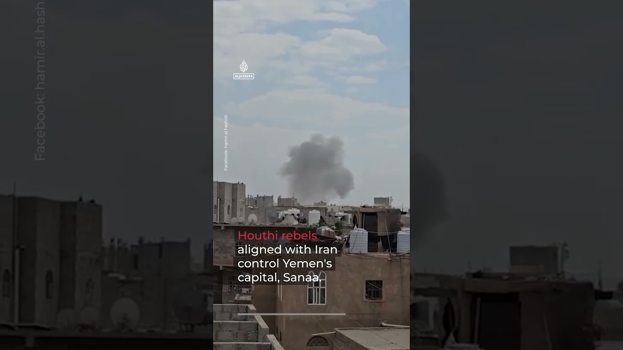 Yemeni government forces strike Sanaa airport