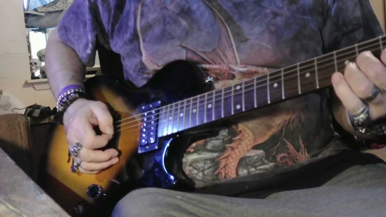 Atmospheric backing track in Bm by www sebastienzunino com