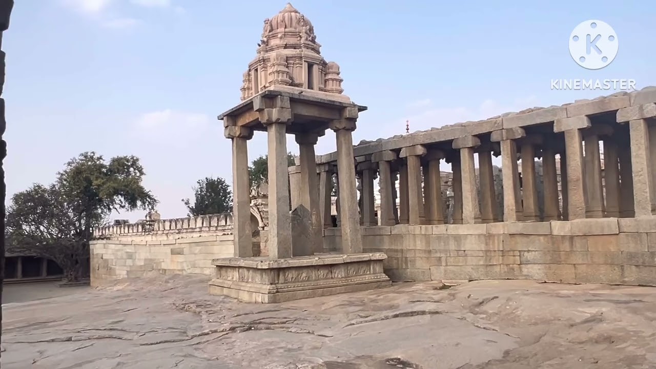 లేపాక్షి వీరభద్ర ఆలయం పడమటి వైపు దృశ్యం
