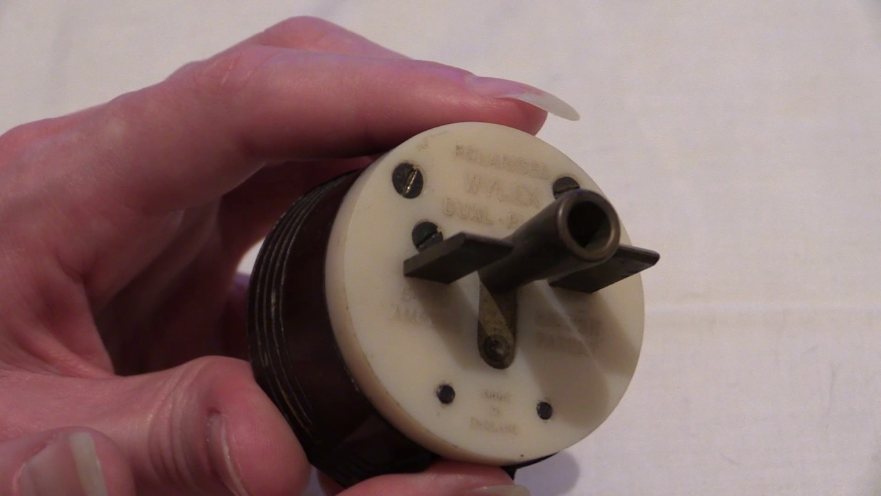 Plugs : Wylex 15A unfused piggyback, 3kW fused & 5A fused