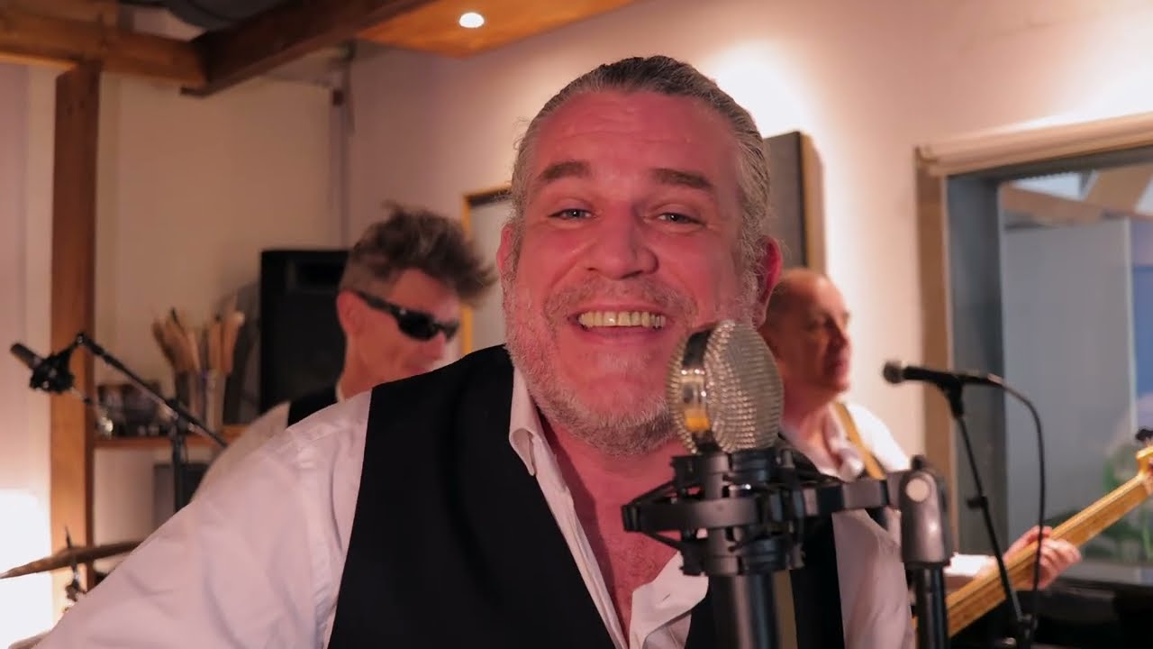 Los Stompers Rock & Céilí Band - Wagon Wheel