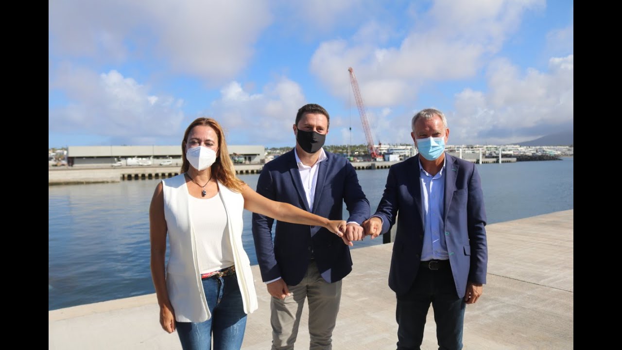 Rueda de prensa tras la visita y recepción de parte de la obra del nuevo puerto de Playa Blanca