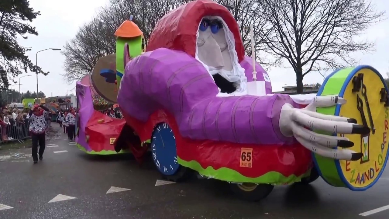 Carnavalsoptocht in Barger-oosterveld 2017, Carnavalsvereniging De Zeskantesteen.Sony HXR-MC2500.