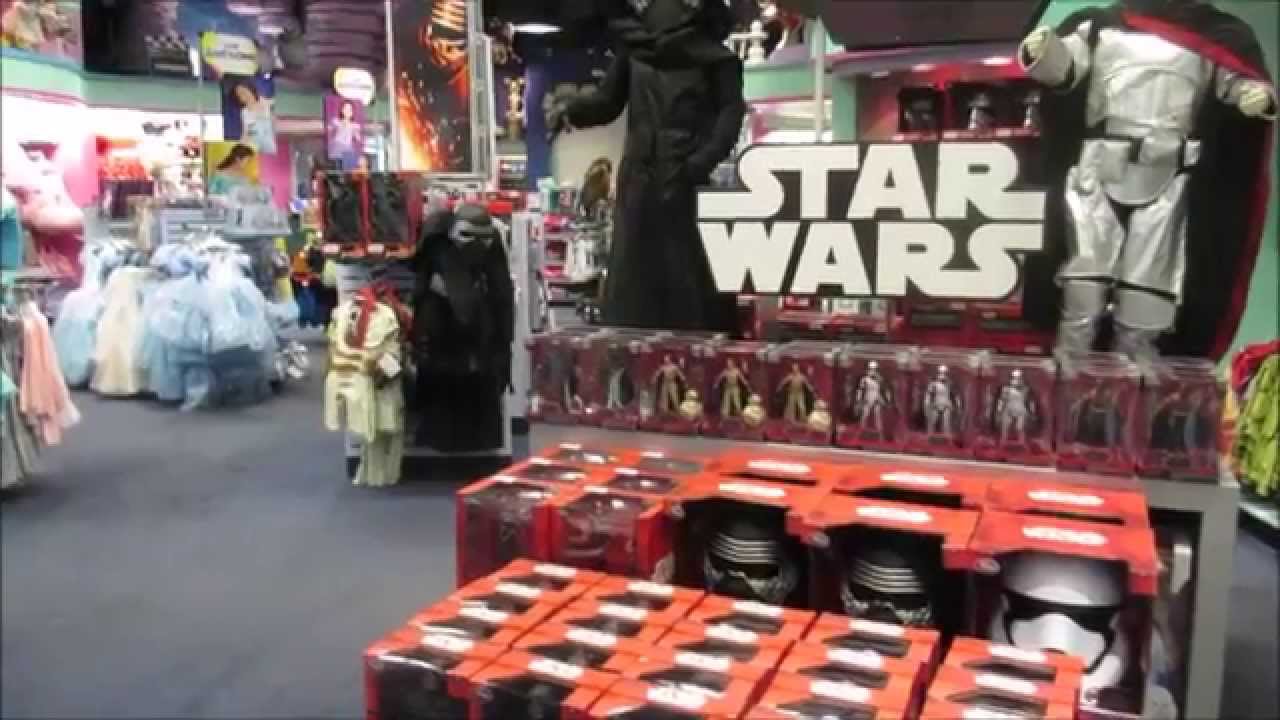 Star Wars: The Force Awakens Force Friday Midnight Madness!