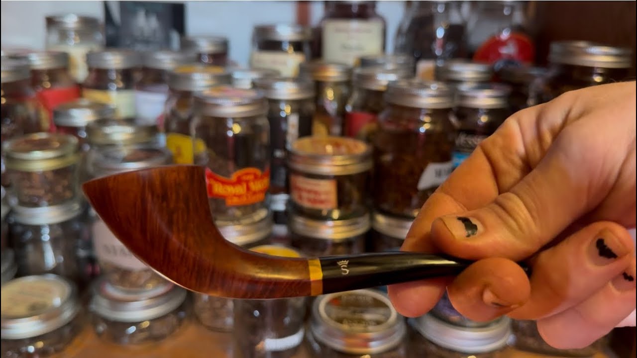 Pipe bowls narrow & wide what I smoke in them.