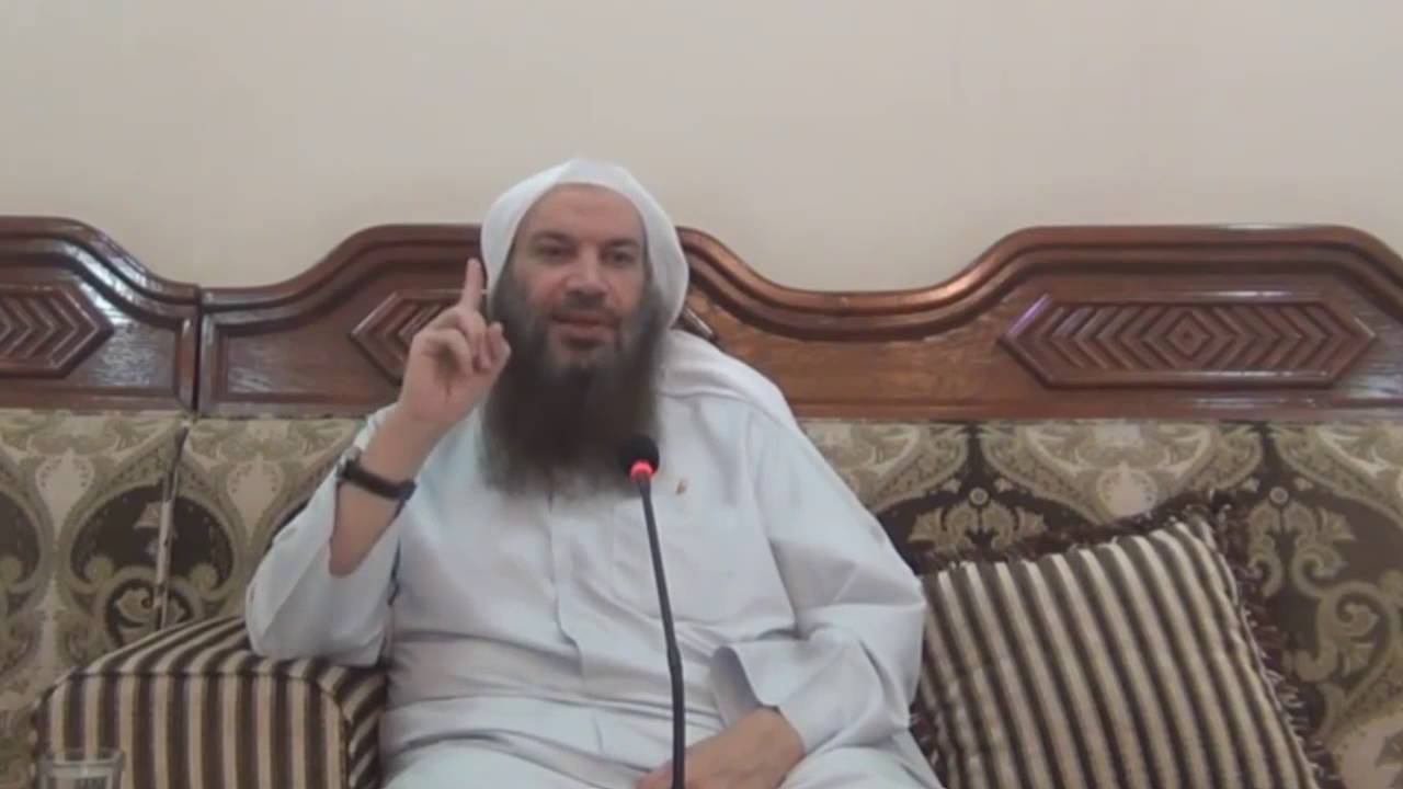 ورجل تصدق بصدقة فأخفاها حتى لا تعلم شماله ما تنفق يمينه