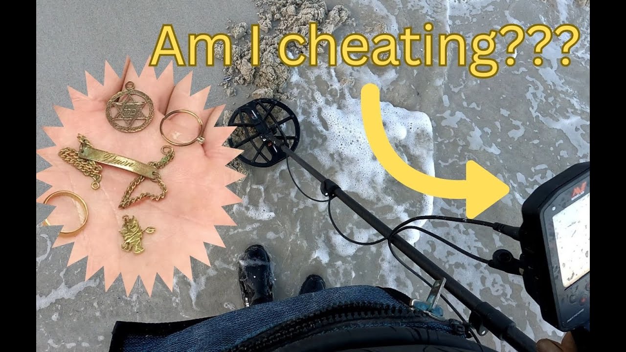 Beach metal detecting | I found so much GOLD on this beach!