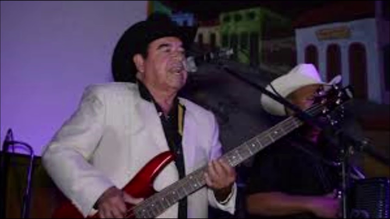 BETO HERNANDEZ Y SU TROPICAL DEL BRAVO - 30 Temas inolvidables Popurrí 1 hora