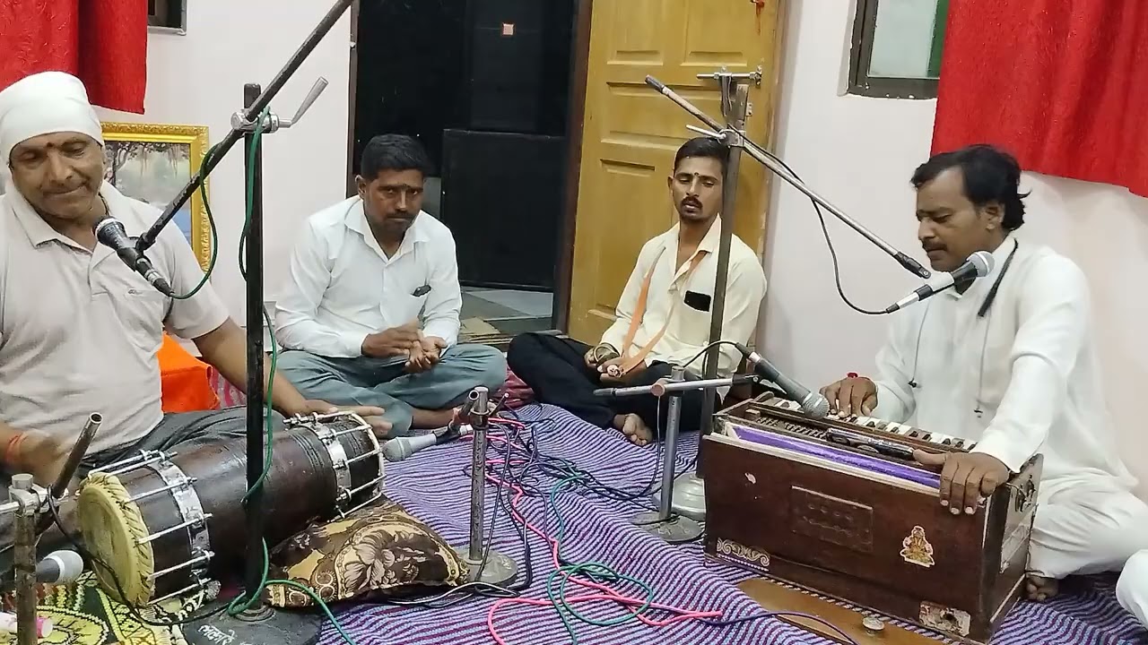 || चला हो पंढरी जाऊ जिवाच्या जिवलगा पाहू ||