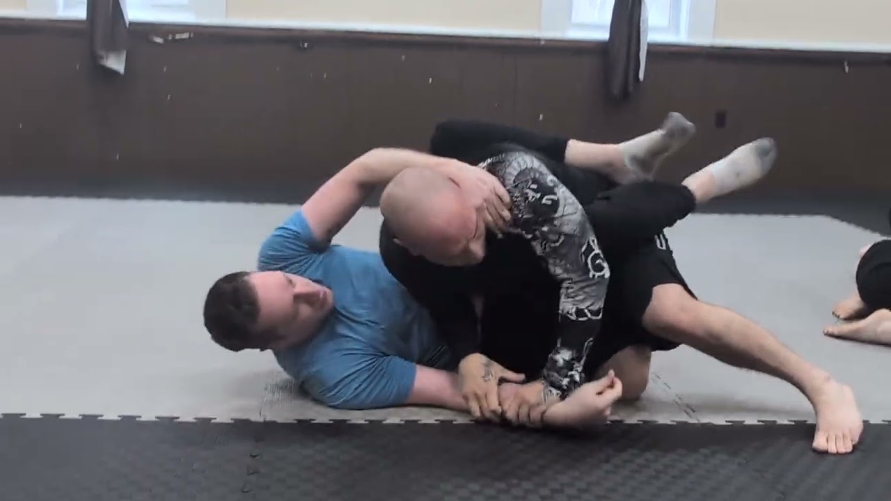 North Alton white belt throw down #1: Mike vs Kyle!