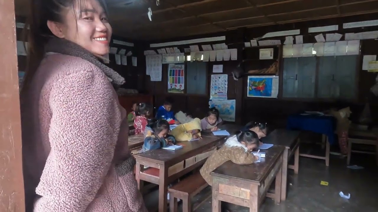 โมนาไปโรงเรียน | Laos rural family 라오스 시골 가족