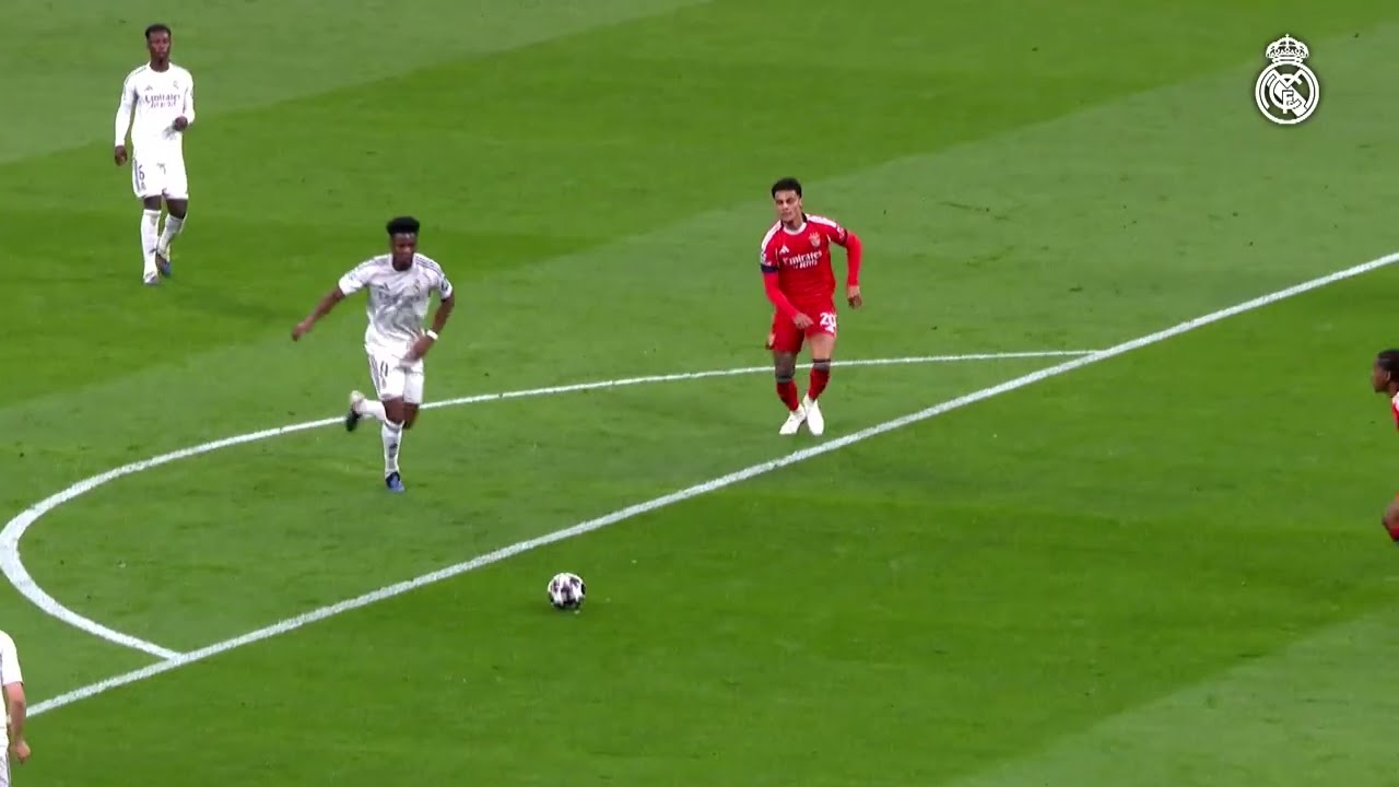 HIGHLIGHTS | Real Madrid 2-1 Benfica | Champions League